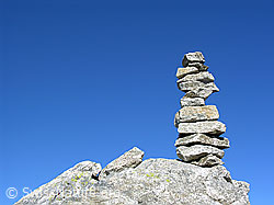 F030859: Steinmännchen