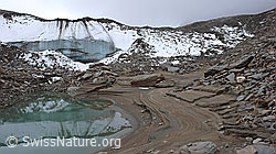 F039692: Erosion am Gletschersee