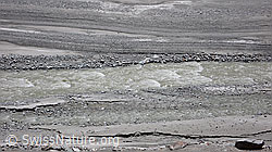 F050366: Gletscherbach und Sandablagerung