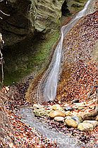 F054710: Wasserfall im Sandstein
