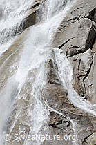 F058331: Felswand mit Wasserfall