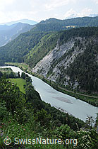 F058794: Flusslauf des Vorderrheins