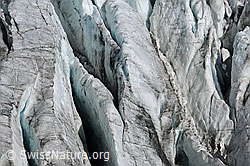 F060405: Gletscherspalten im Allalingletscher