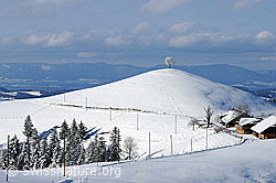 F063351: Hügel und Schnee im Emmental