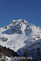 F065007: Markanter Berg mit Schnee