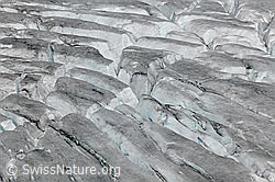 F070948: Getscherspalten im Rhonegletscher
