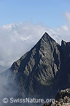 F071101: Die Pyramide des Sustenspitz