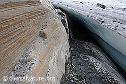 F071249: Randkluft am Gletscherrand des Chaltwassergletschers