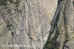 F071784: Felswand im Klettergebiet Handegg