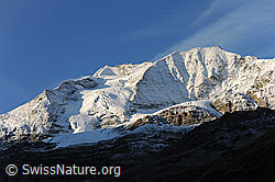 Foto: Verschneite Les Diablons und Diablonsgletscher