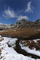 F073075: Wasserläufe in herbstlicher Hochebene