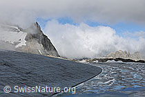 Foto: Chüebodengletscher und Gletschersee