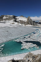 F076856: Gletschersee in der Farbe türkis