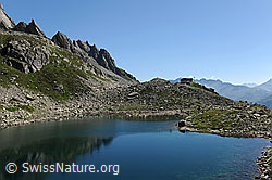 F077225: Bergsee und Bergseehütte