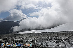 F078187: Wolkenstimmung über Gletscherlandschaft