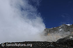 F078220: Wolkenstimmung über der Moräne