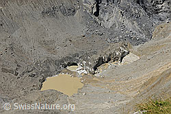 Photo: Murgang in den Gletschersee
