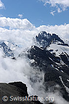 F087754: Stimmungsbild: Wolken und Berggipfel