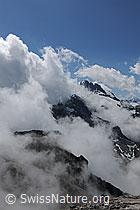 F087781: Wolkenstimmung im Gebirge