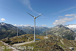 F089426: Windkraftanlage in den Alpen