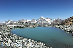 F089678: Bergsee im Hochgebirge