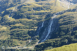 F090983: Lauterbrunnental: Tal der Wasserfälle