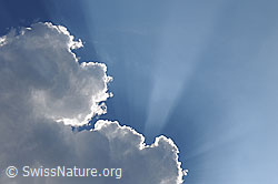 F101605: Wolkenstimmung und Sonnenstrahlen