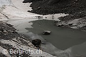 F110495: Gletschersee an der Gletscherzunge des Chilchligletschers