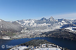 F115909: Grosser Mythen, Kleiner Mythen und Schwyz