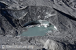 F155854: Gletschersee mit Eisriegel