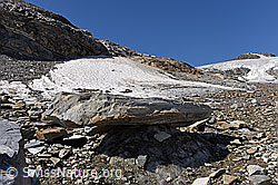 F164136: Gletschertisch auf dem Allalingletscher