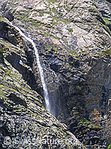 G018791: Feiner Wasserfall zwischen Saas Almagell und Mattmark